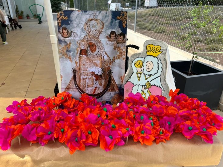 ¡DESDE AFAVI QUEREMOS DESEAROS UNAS FELICES FIESTAS!