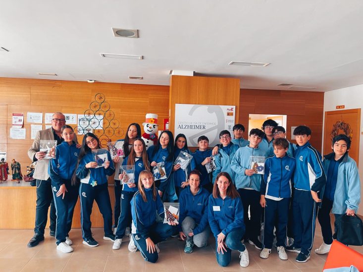 ¡EL COLEGIO DE PAULAS NOS VISITA POR NAVIDAD!