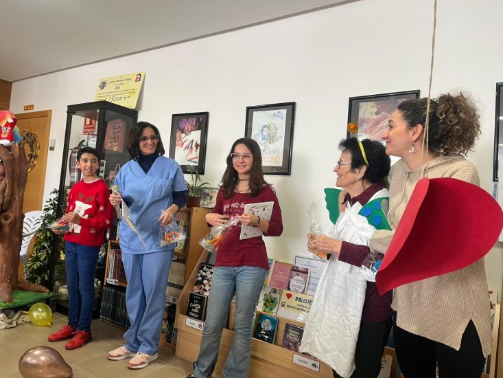 OBRA DE TEATRO INTERGENERACIONAL «MARIFLOTA NO SABE VOLAR»
