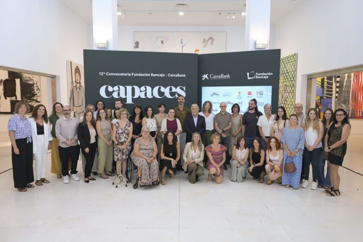 «12 CONVOCATORIA CAPACES» DE FUNDACIÓN BANCAJA Y CAIXABANK